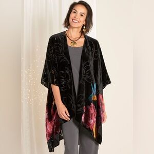NWOT The Pyramid Collection Floral Velvet Burnout Kimono One Size